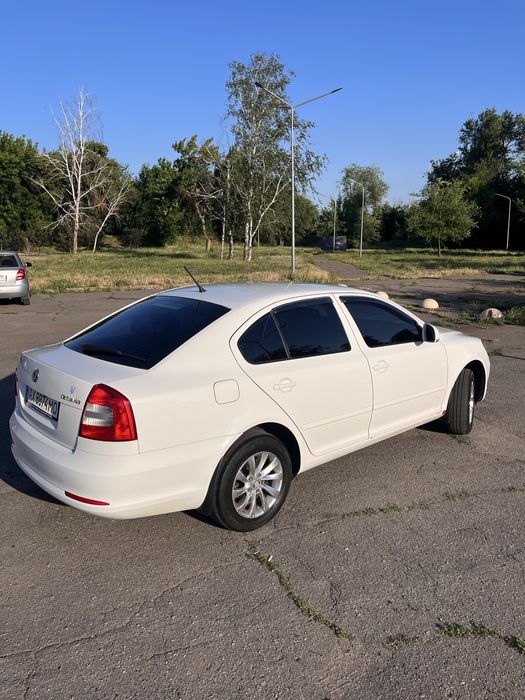 Skoda Octavia 2012 VIN TMBBA41Z5DB150495 фото оголошення 3 з 12