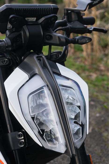 Ktm duke 125 ano 2023