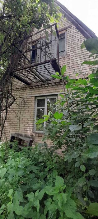 Будинок-дача в с. Микуличі