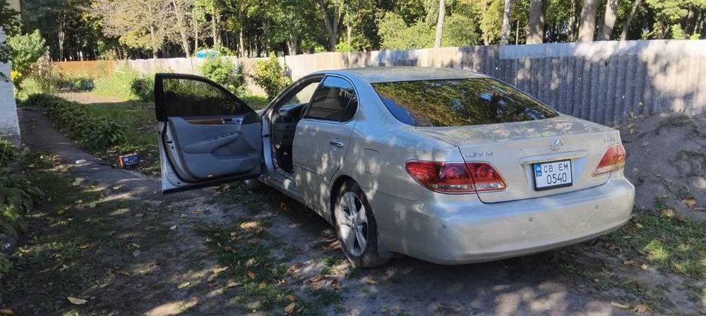 Продам Лексус ес 330