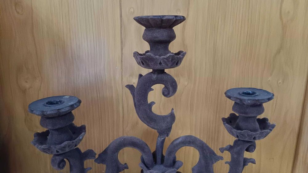 Candelabro 3 velas com pé alto