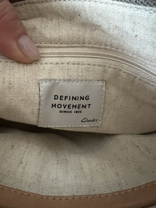 Сумка Clarks срібна, крос-боді