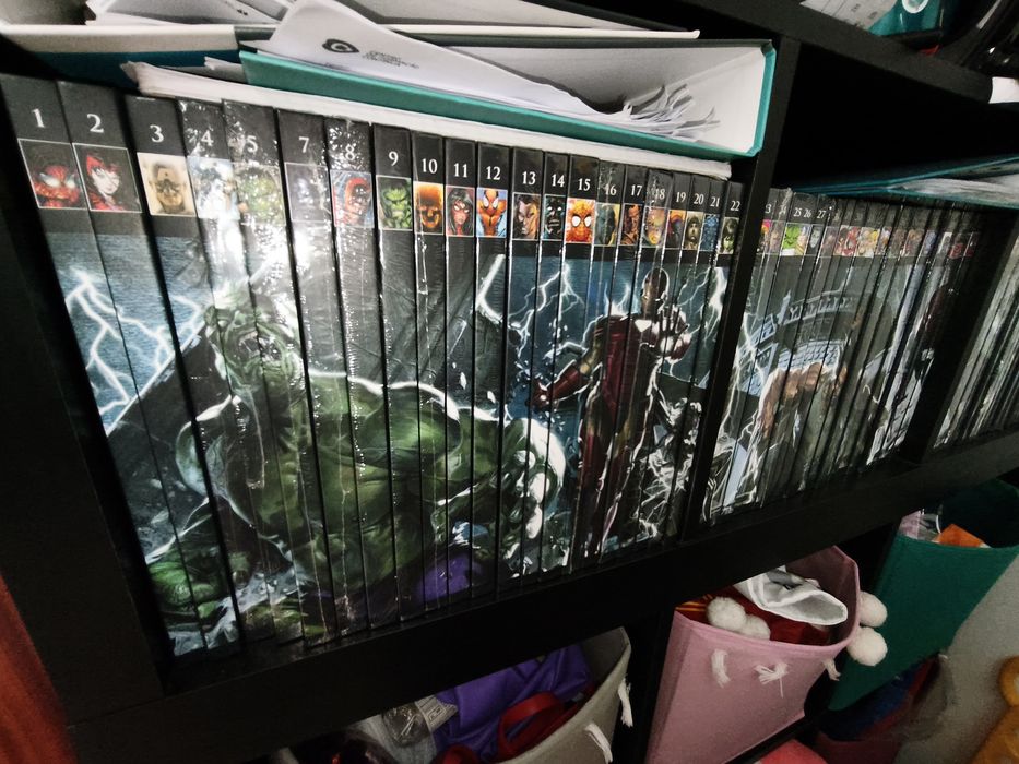 Coleção de livros Marvel capa rígida