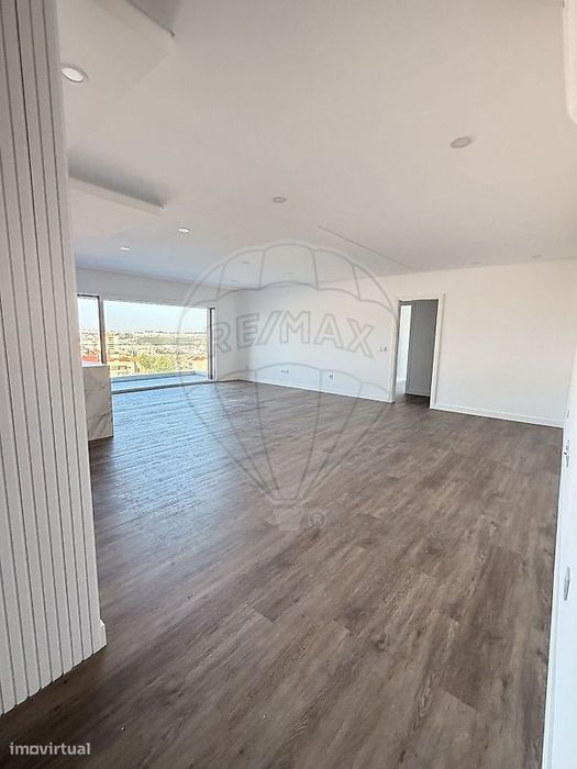 Apartamento T3 para arrendamento