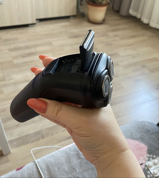 Бритва з тримером Філіпс