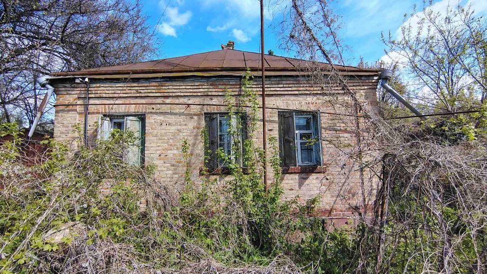 Продається будинок в центрі міста 80 м²   21900$