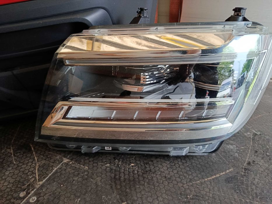 VW crafter 7c full LED Kpl przód maska zderzak błotniki reflektory pas