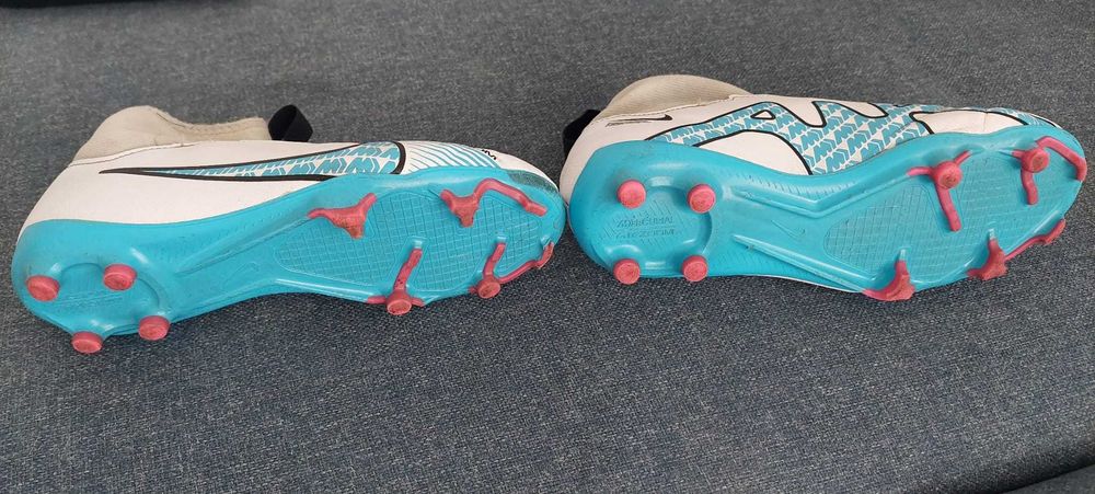 Chuteira Nikecurial Zomm