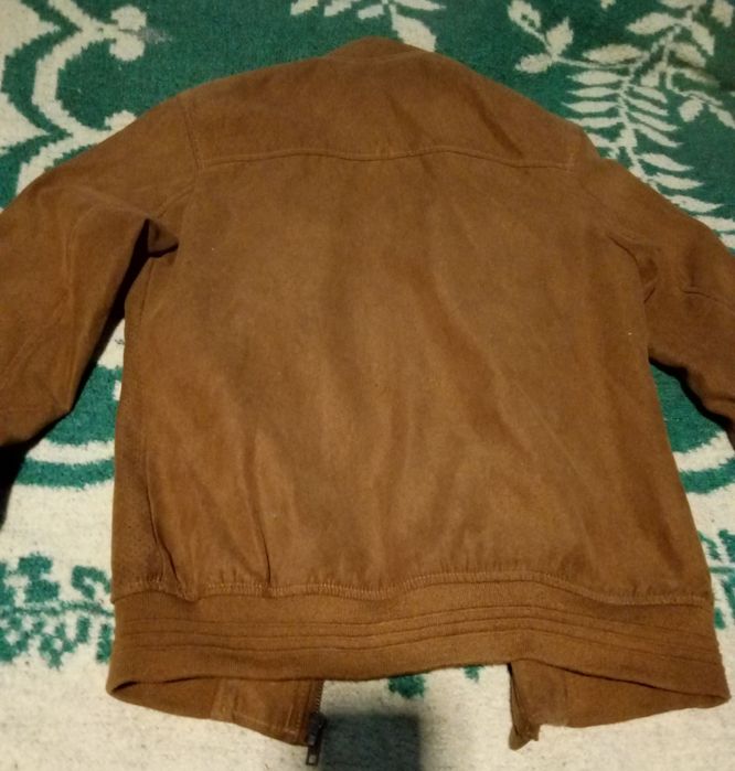 Casaco em camurça tamanho S como novo