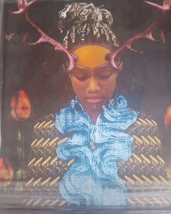 Tela com Moldura figura feminina