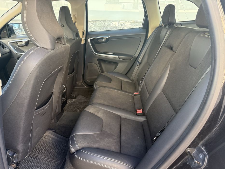 Volvo XC 60 2.0 D4 DRIVe Momentum