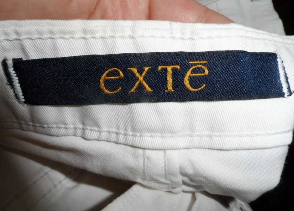 Белые джинсы Exte р. 27 ( S) Италия в идеале женские