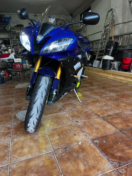 Vendo Yamaha YZFR-R6