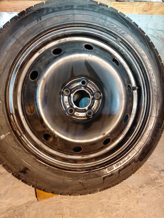 Komplet opon zimowych z kołpakami  Kleber205/65R16