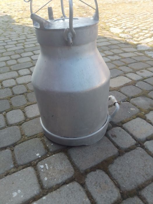bańka do dojarka prl