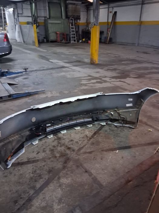 Para-choques  tesla model 3 highland