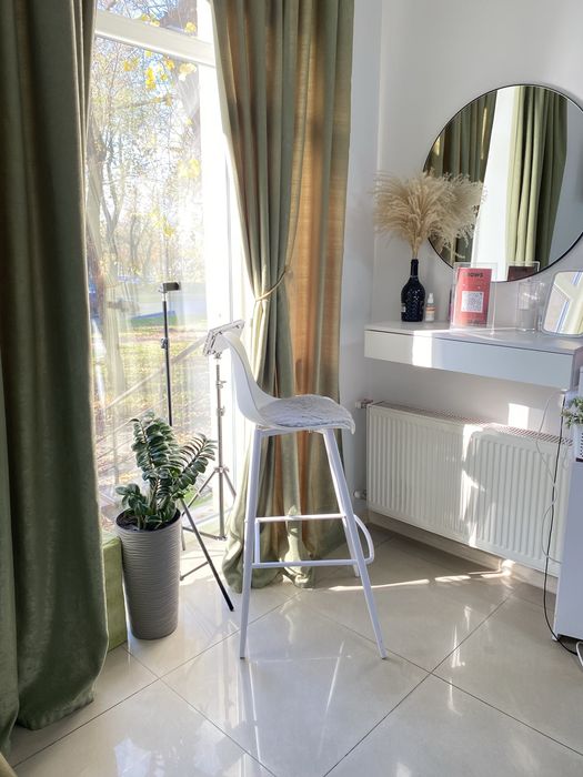 Оренда місць в салоні, є генератор