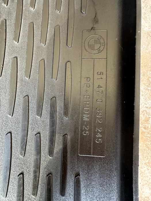 Tapete bmw serie 1 E81/87 e E82/88 Original