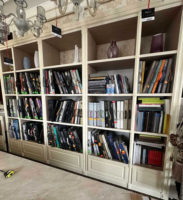 Стилаж гардеробний