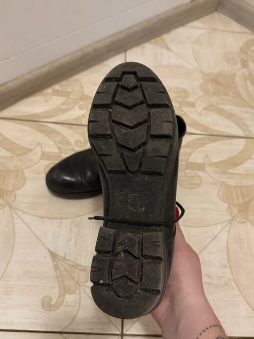 Шкіряні чобітки на весну 37 розмір