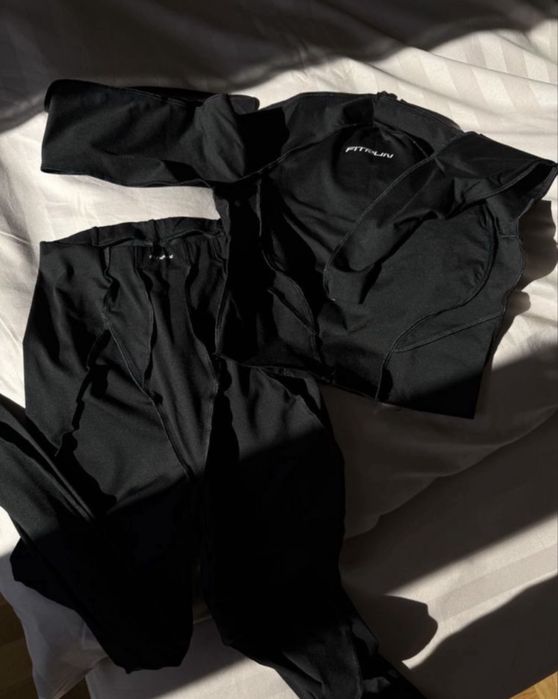 Легінси і топ Fitrun