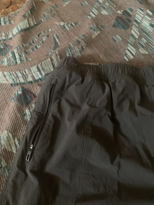 Продам  мужские ШОРТЫ ADIDAS