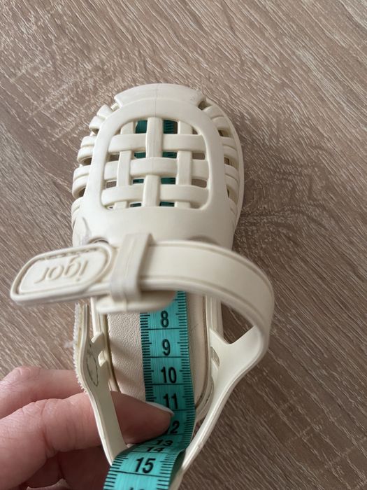 Босоніжки дитячі Igor Tobby 19р.