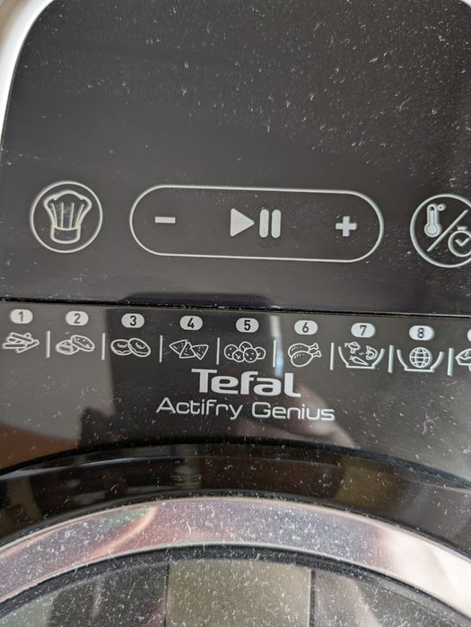 Air Fryer Tefal usada