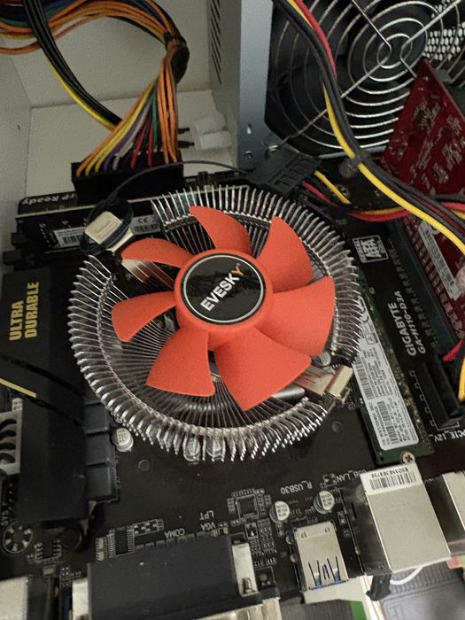 Cooler CPU Compatível Intel e AMD