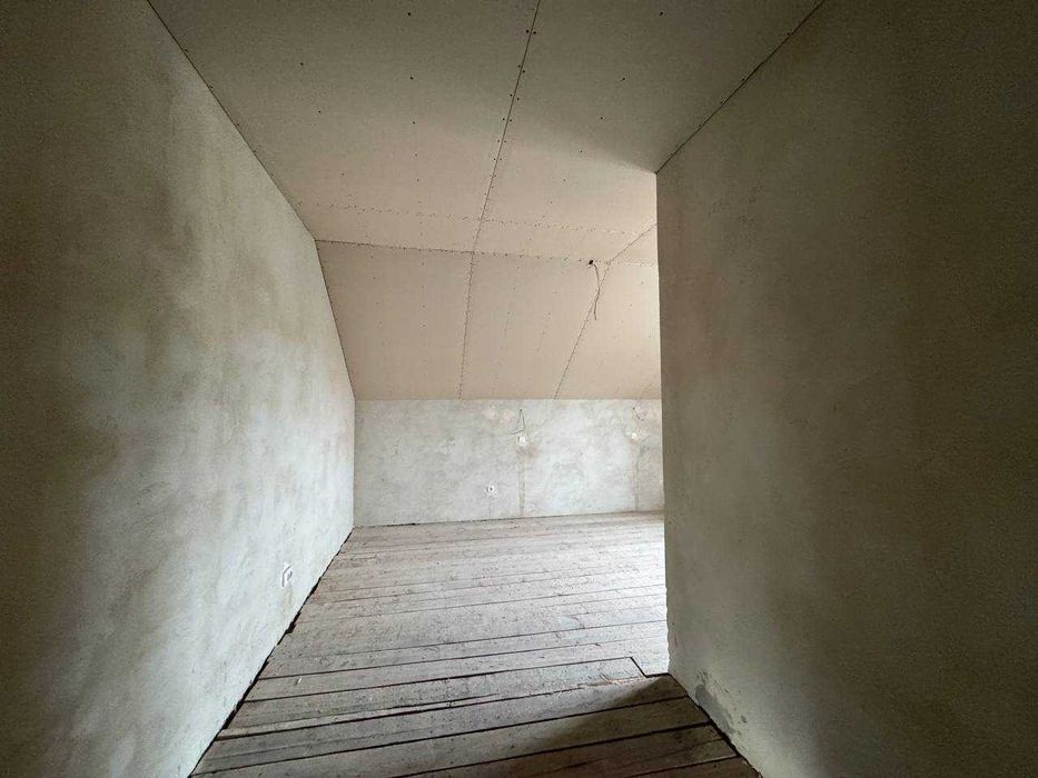 Продаж двох будинків з великою земельною ділянкою у центрі Тлумача