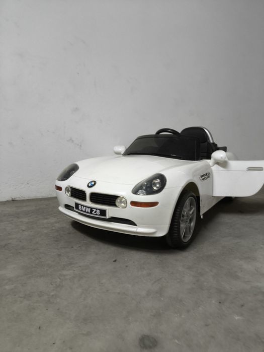 Carro elétrico criança BMW Z8