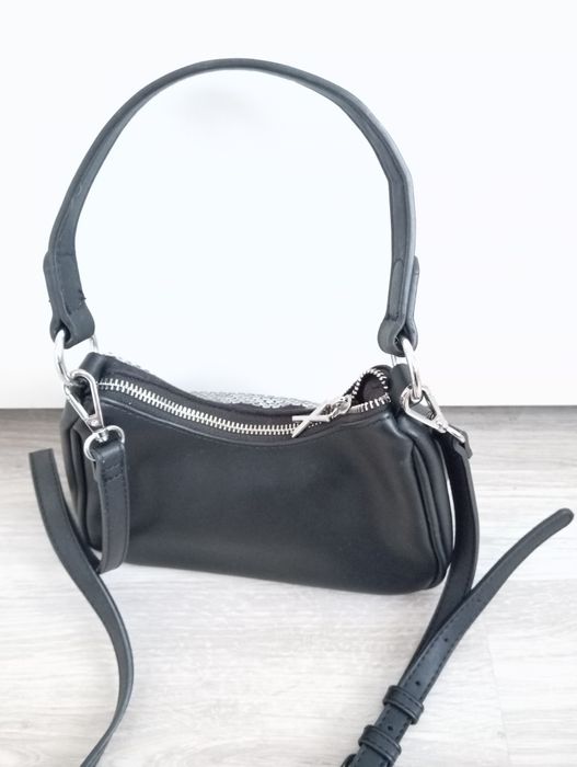 Czarna torebka DeeZee