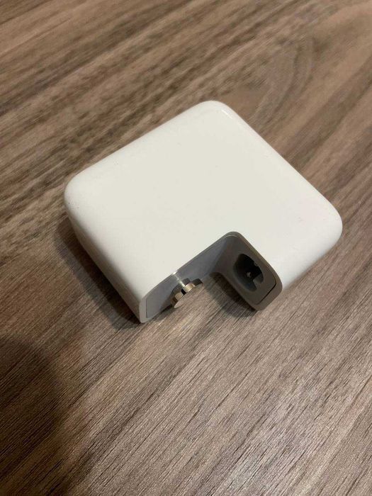 Зарядний пристрій Apple A1540 29W та A1882 30W USB-C Power Adapter