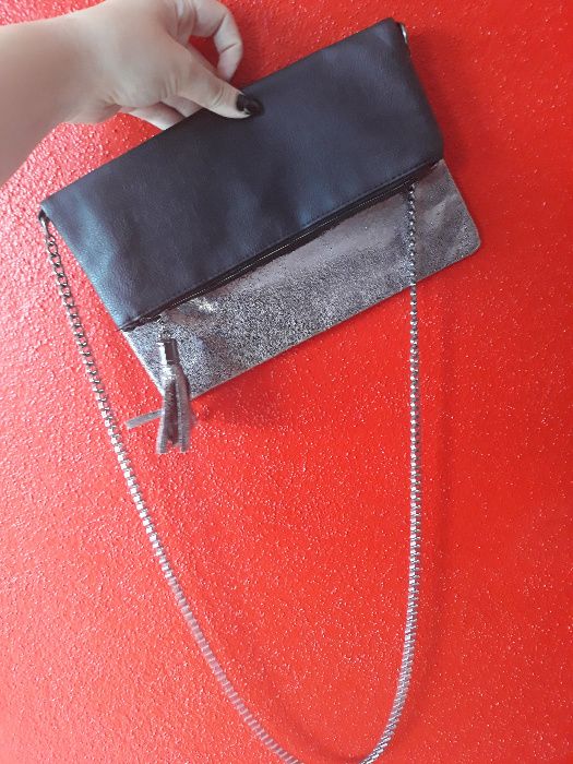 Pochete preta e cinza