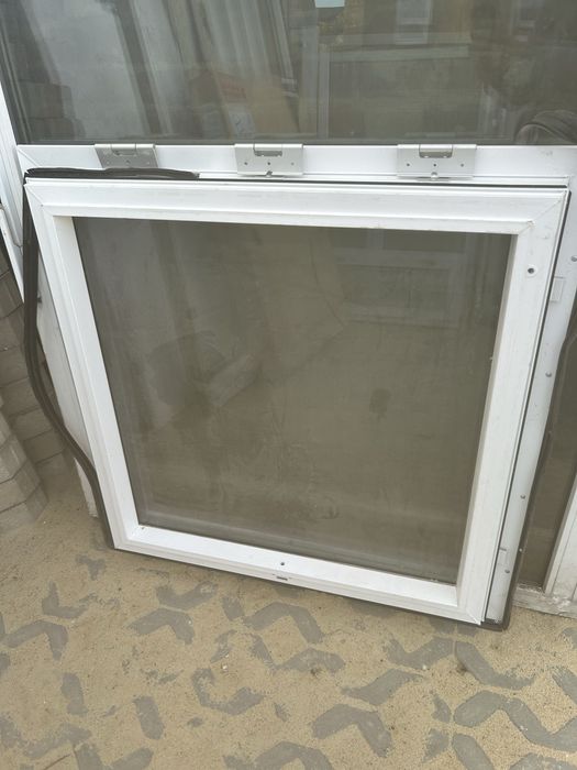 Okno dachowe 100x100