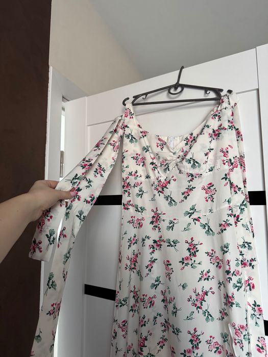 Продам сукні та джинси