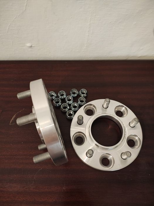 Espaçadores T 6.   5-115.   20 mm