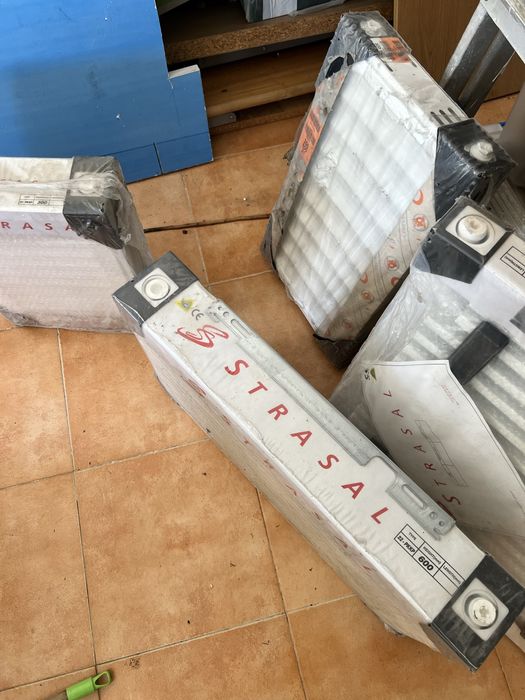 Radiadores aquecimento central Strasal de vários tamanhos