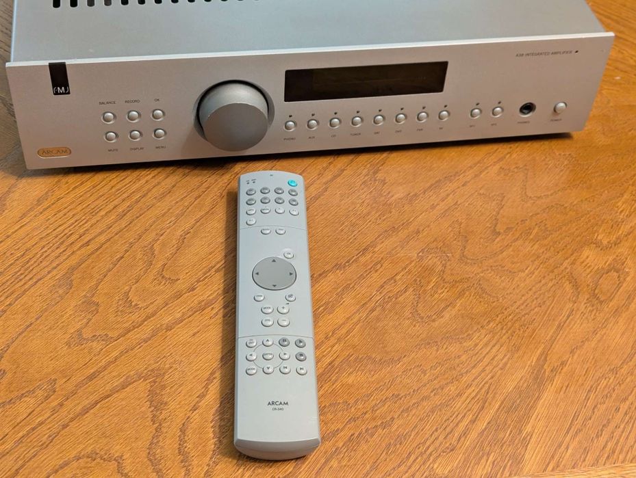 Wzmacniacz Arcam a38