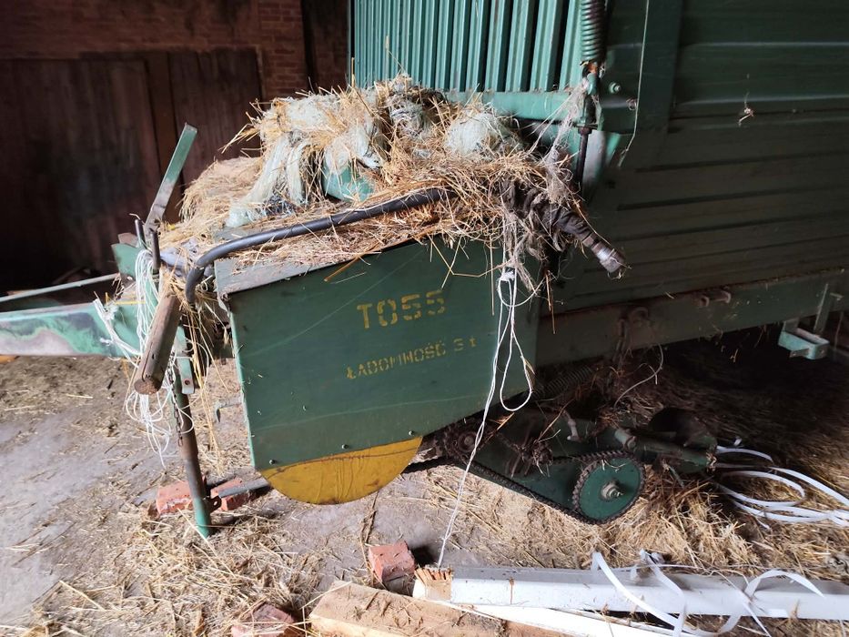 Przyczepa samozbierająca