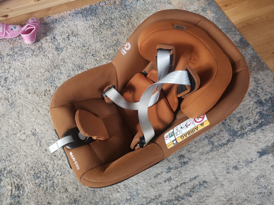 Maxi Cosi Pearl 360 + baza