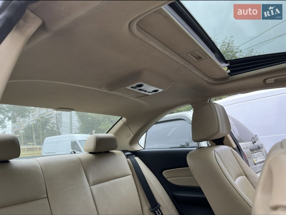 BMW 1 Series 2011 VIN WBAUP9C57BVL90834 фото оголошення 6 з 24