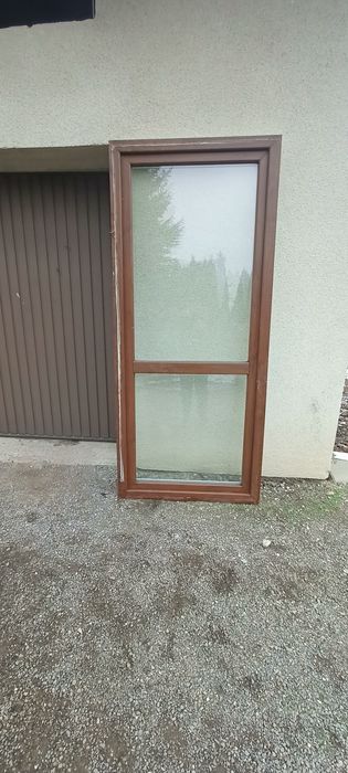 Drzwi balkonowe orzech 96 x220cm