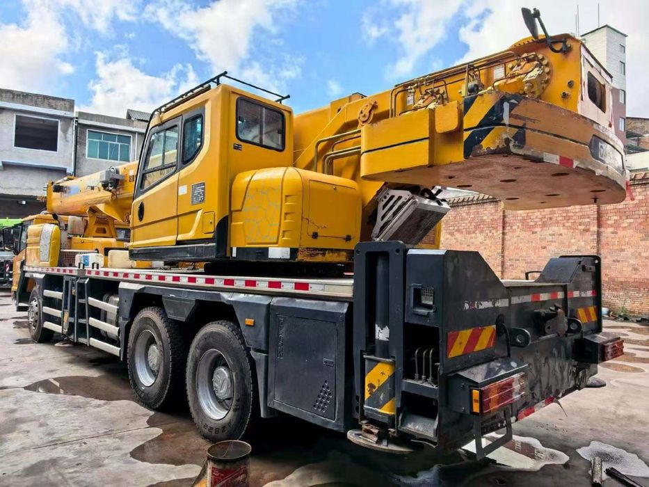 Автокран XCMG XCT35