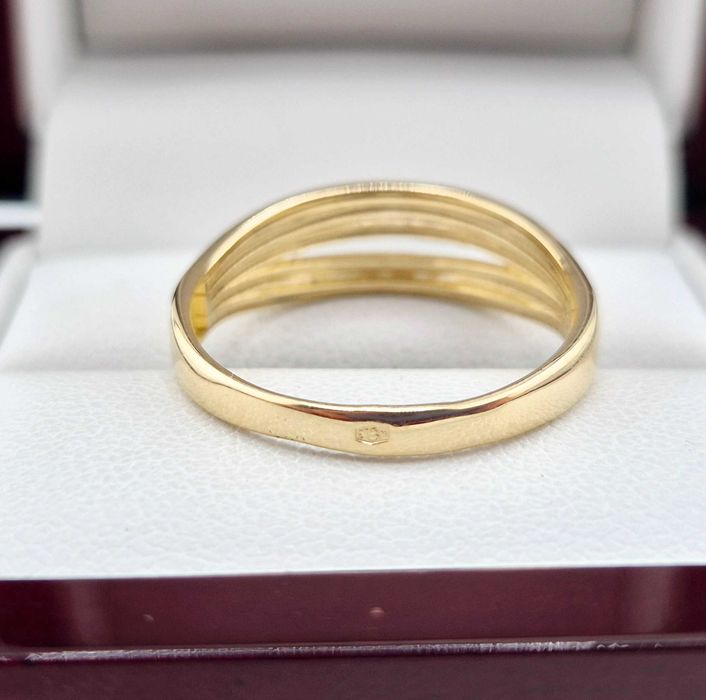 Elegancki złoty pierścionek 2,82g PR.585 14K R.22