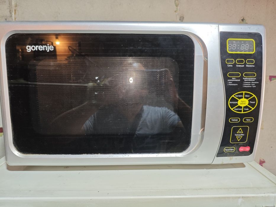 Микроволновка Gorenje MO-230