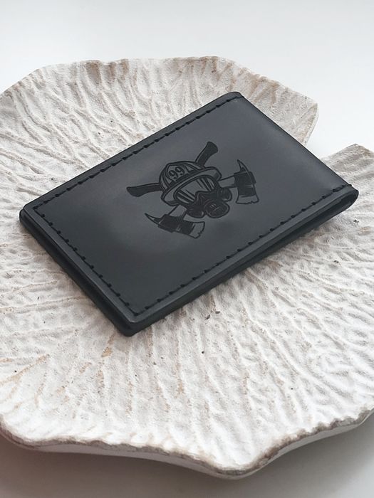 Шкіряні обкладинки для ДСНС з жетоном,  Варіанти