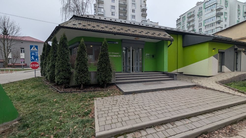 Приміщення в топовій локації в центрі в оточенні нових ЖК, 50 квт