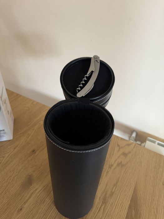 Винний набір новий