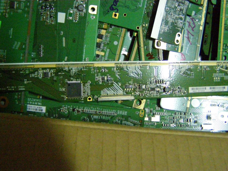 Платы с матриц мониторов